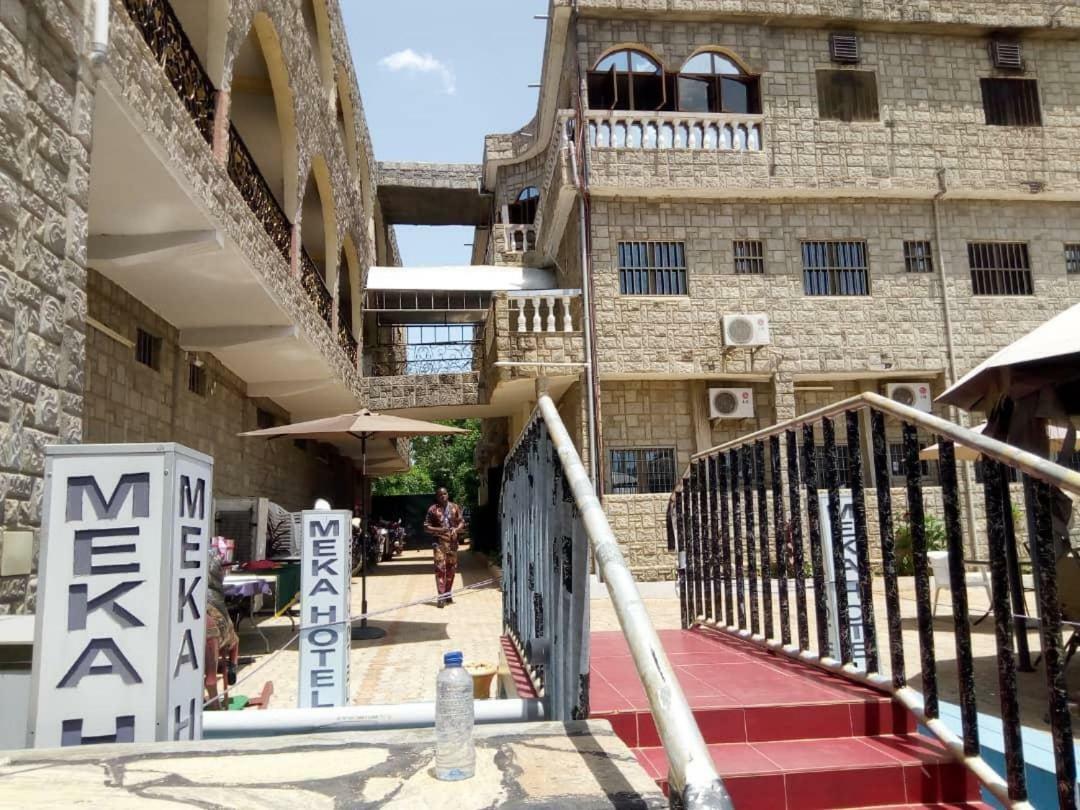 Meka Hotel Kara Exterior photo